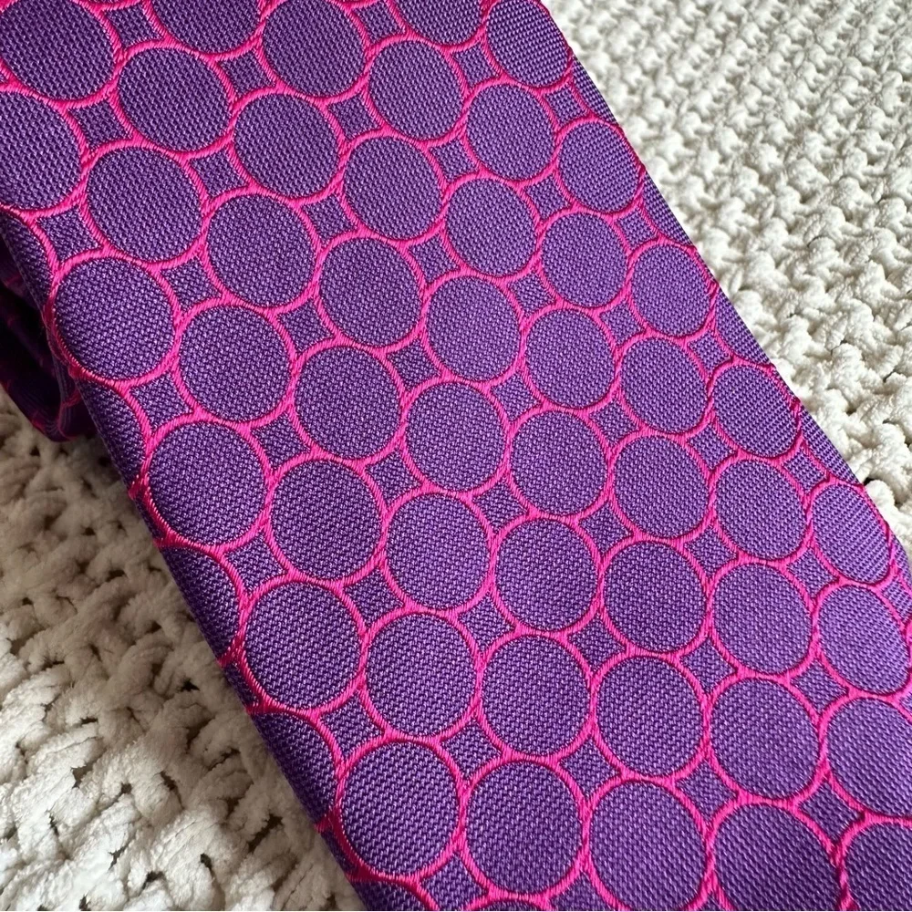 CHARLES TYRWHITT Circle Spot Purple & Hot Pink Woven 100% Silk Tie Men’s London